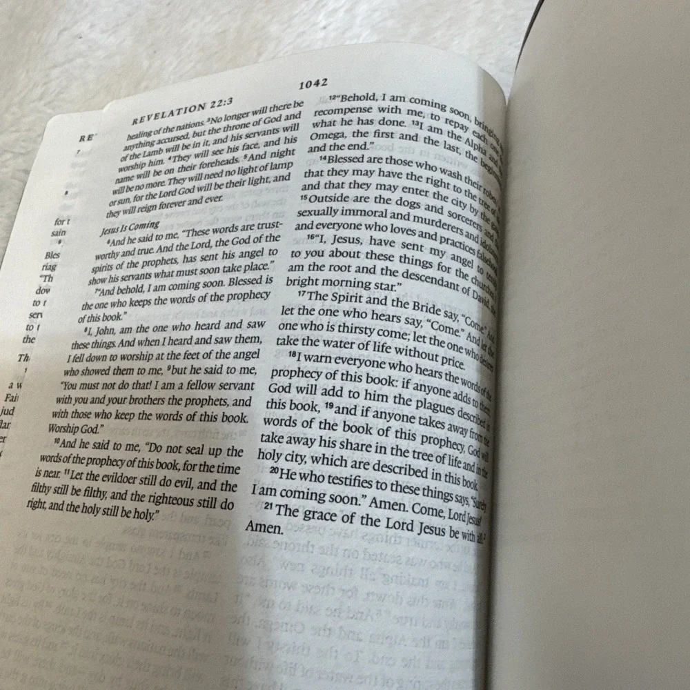 The Holy Bible ESV English Compact Crossway Old &‎ New Testaments Trutone 2016